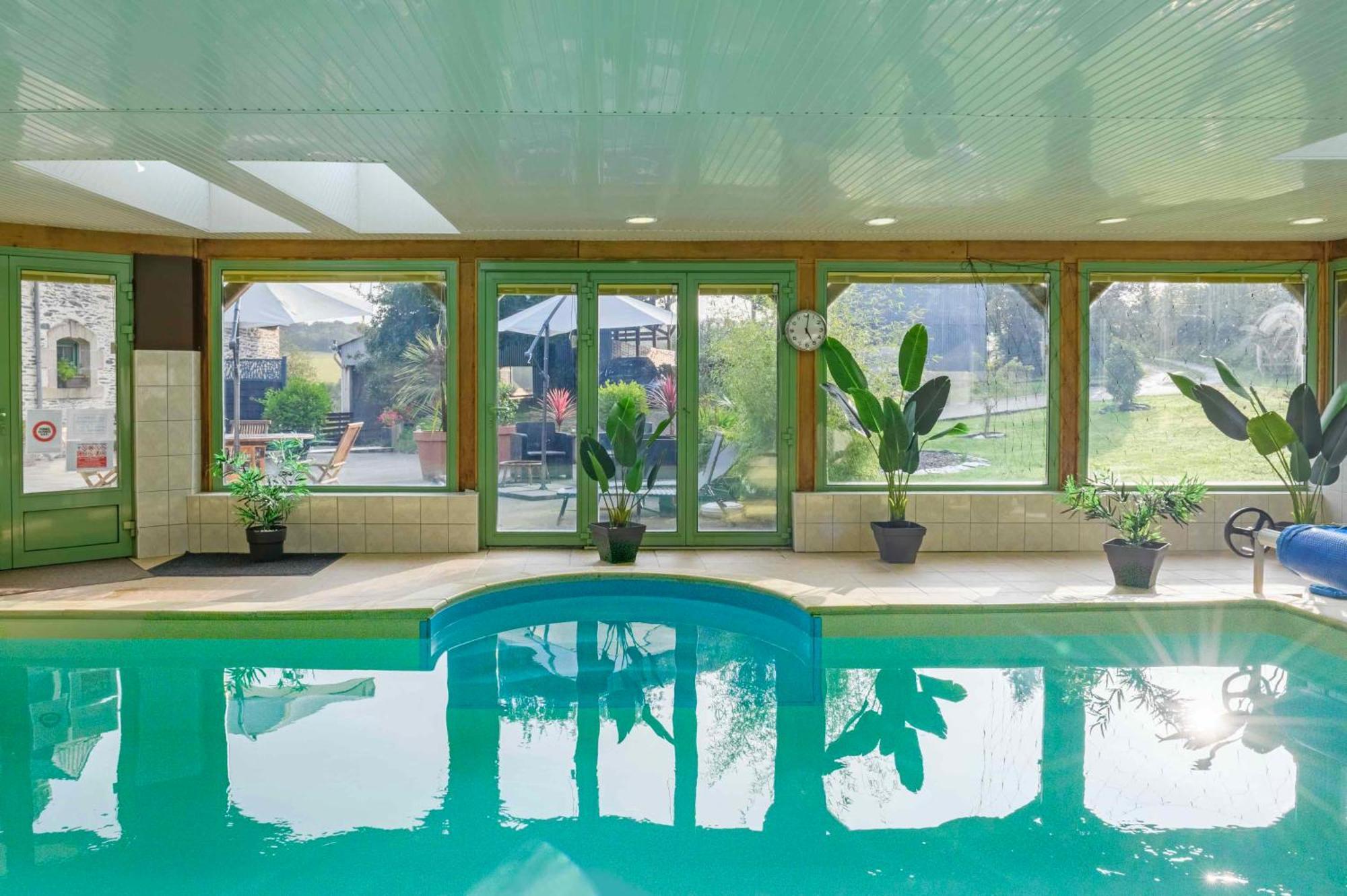 Les Pierres Bleues Bed & Breakfast Saint-Coulitz Luaran gambar