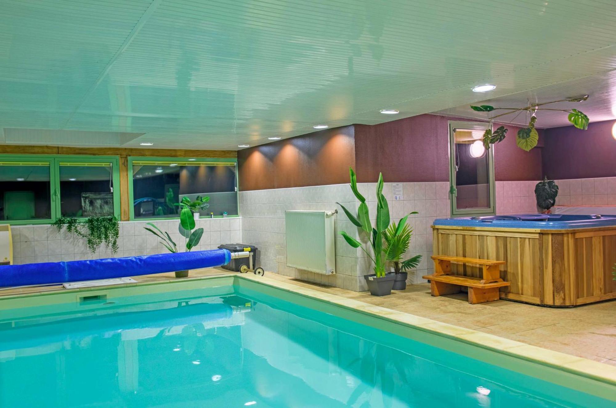 Les Pierres Bleues Bed & Breakfast Saint-Coulitz Luaran gambar